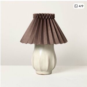 Hearth & Hand Knife Pleated Shade Ceramic Table Lamp . New in Box